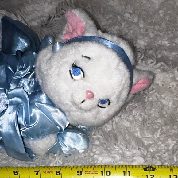 Disney Store Exclusive | Princess Marie | Aristocats - Picture 2 of 10
